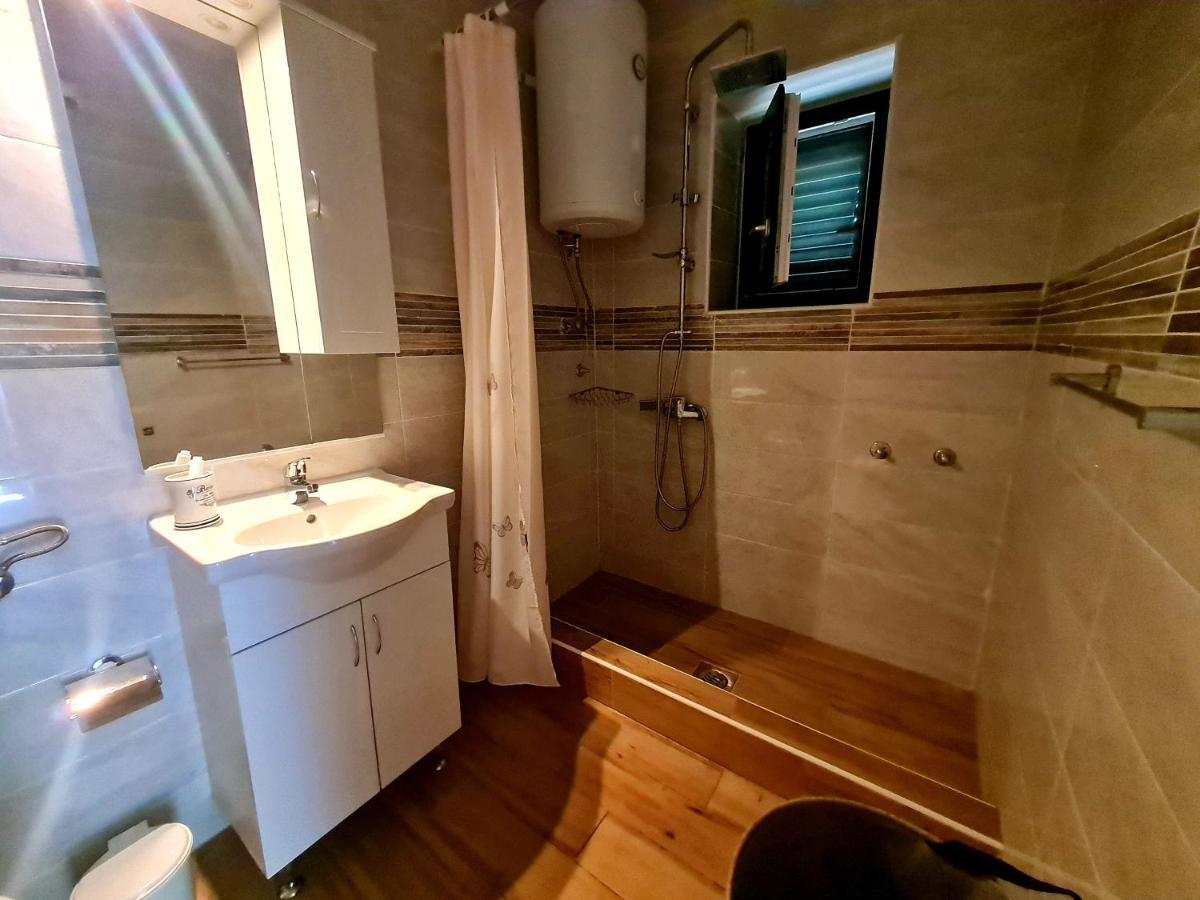 Apartment Sunshine Mali Lošinj Buitenkant foto