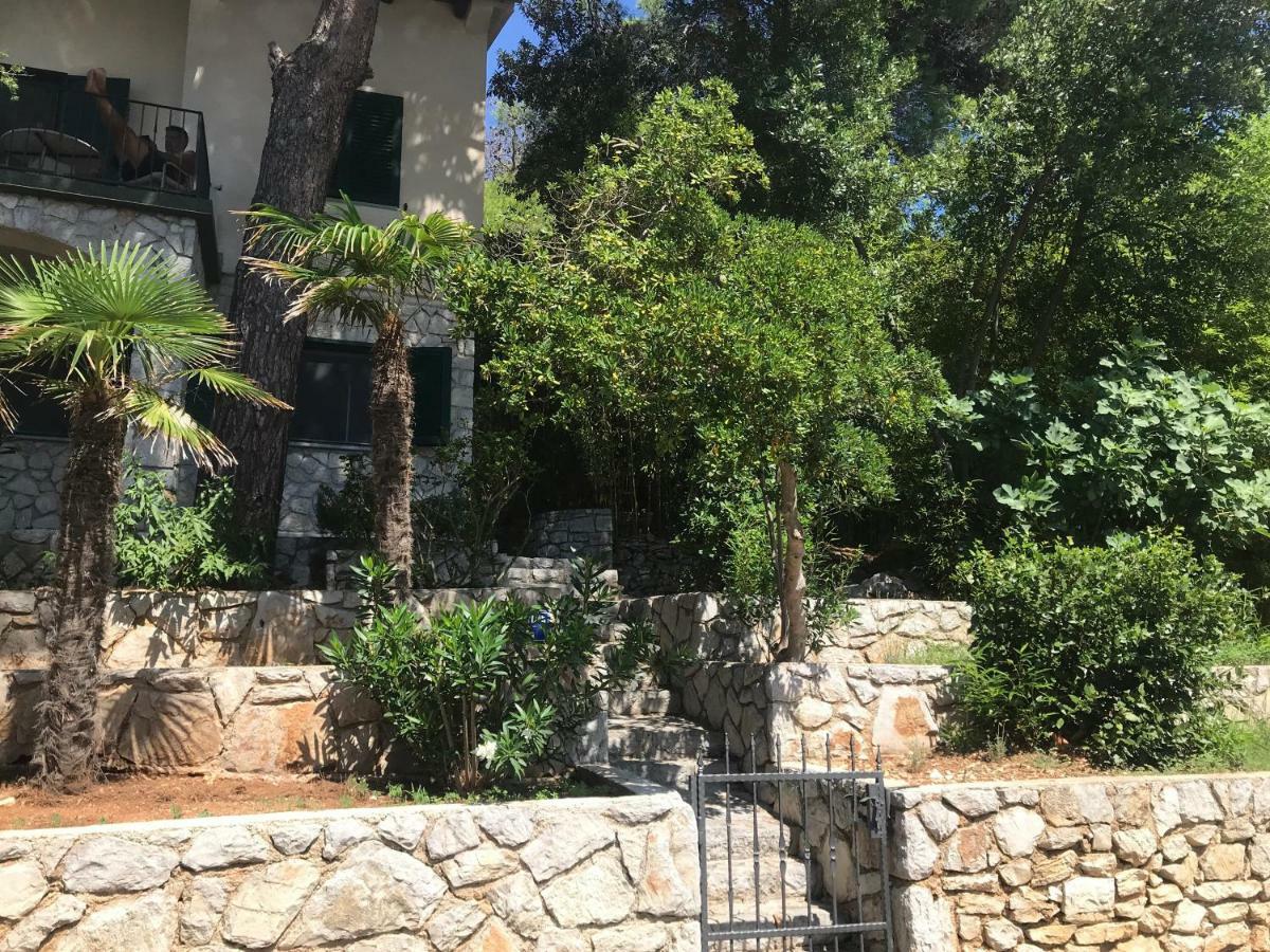 Apartment Sunshine Mali Lošinj Buitenkant foto
